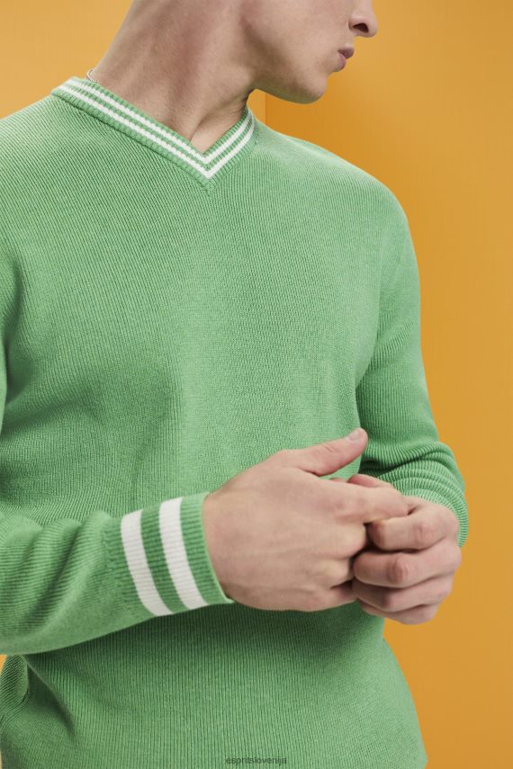 puloverji sl Esprit moški pulover iz trajnostnega bombaža z v-izrezom zelena 6X446726